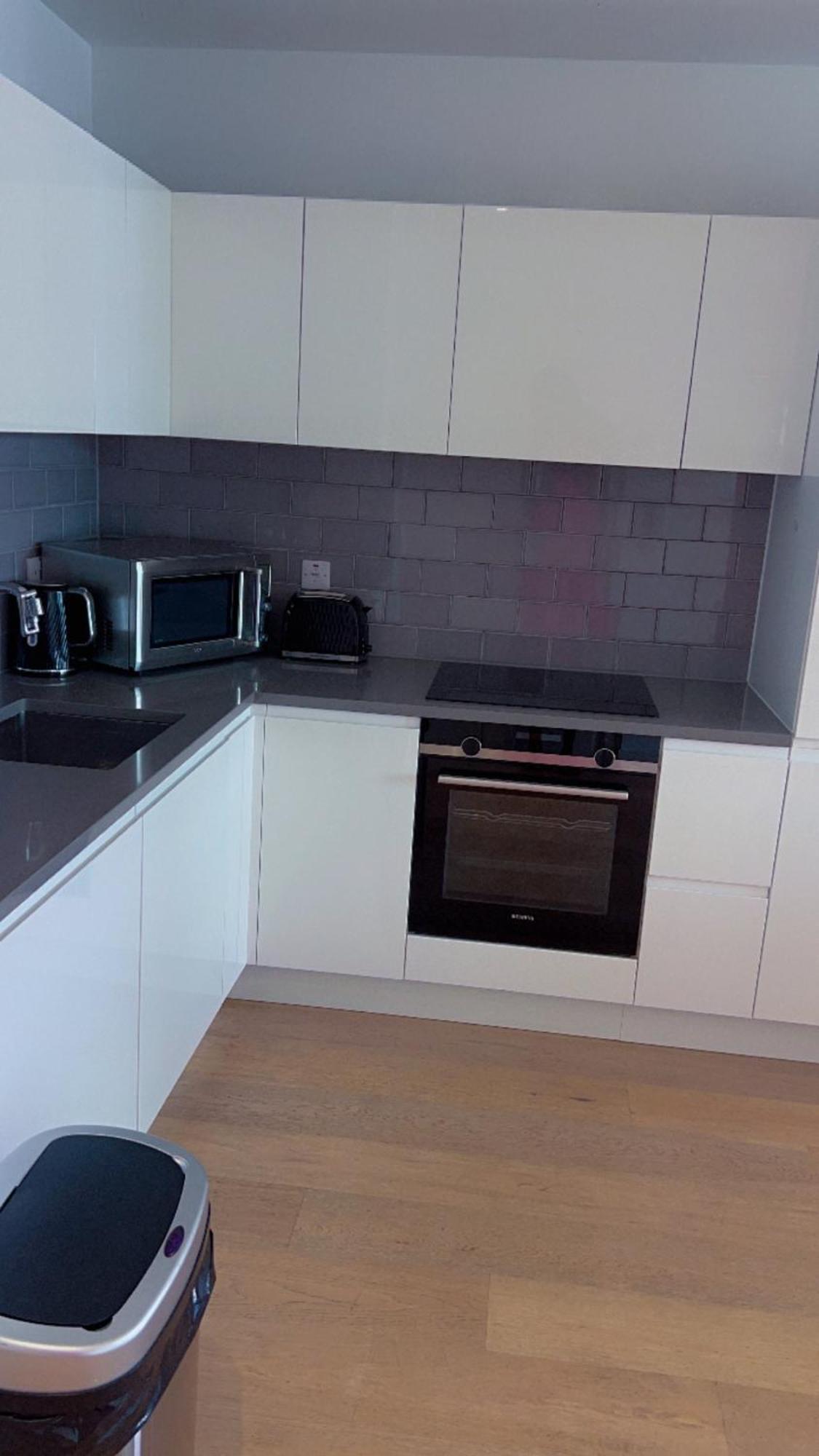 Ds Rentals - Entire 1 Bedroom Apartment Londra Esterno foto